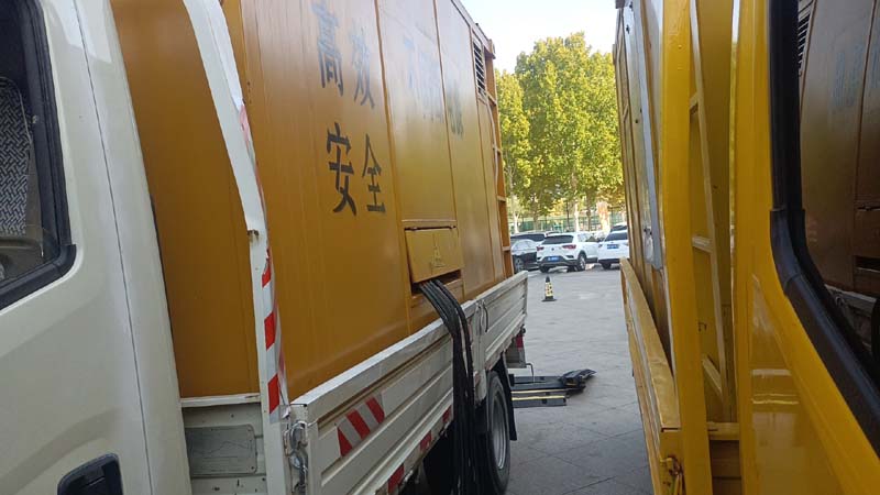 巴宜如何判断柴油发电机组和UPS电源的切换时间是否符合要求？